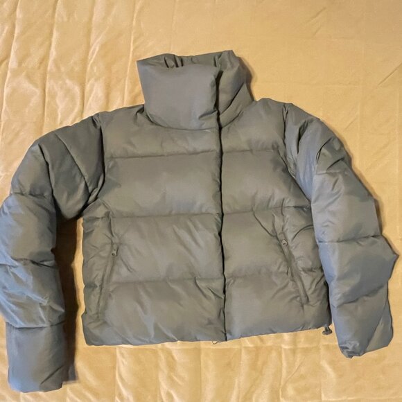 Alo Gold Rush Puffer NWOT - Picture 4 of 6